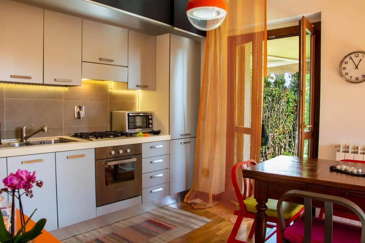 Apartment In The Green Perugia 0*,  Itálie